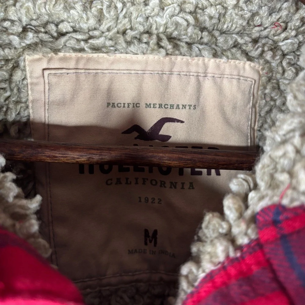 Hollister measurements length